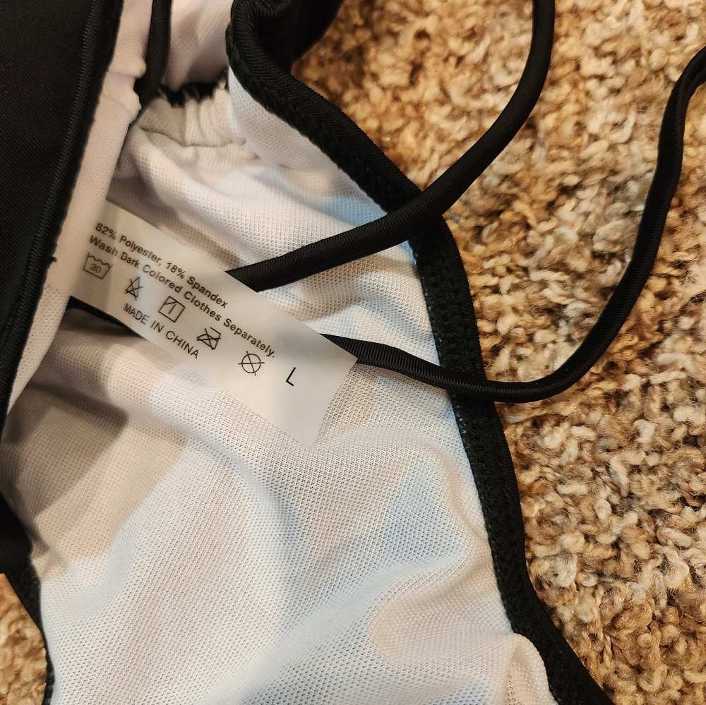 Swimsuit - Picture 3 of 3